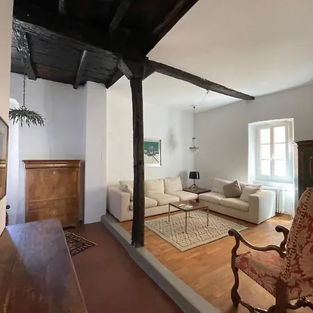 Tipica Casa Ticinese A Carona شقة