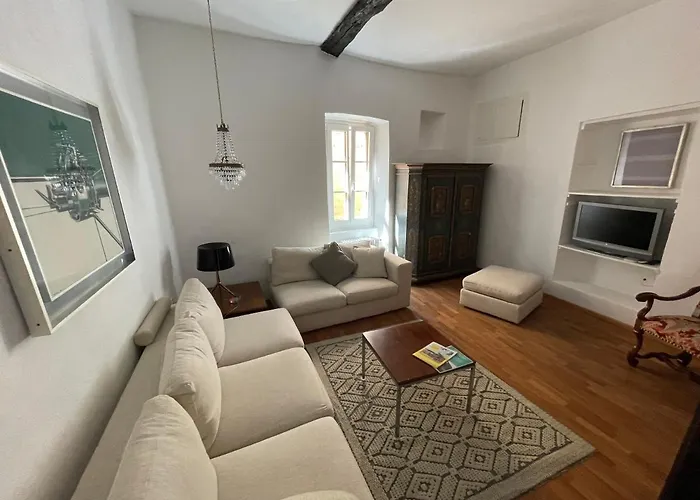 Tipica Casa Ticinese A Carona